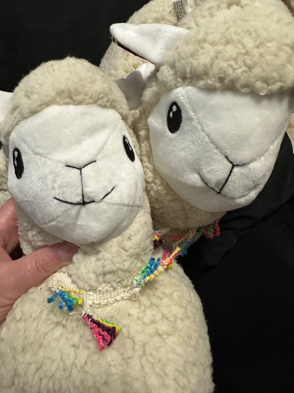 Cute Plush Llama Slippers Size 10.5 – Never Worn